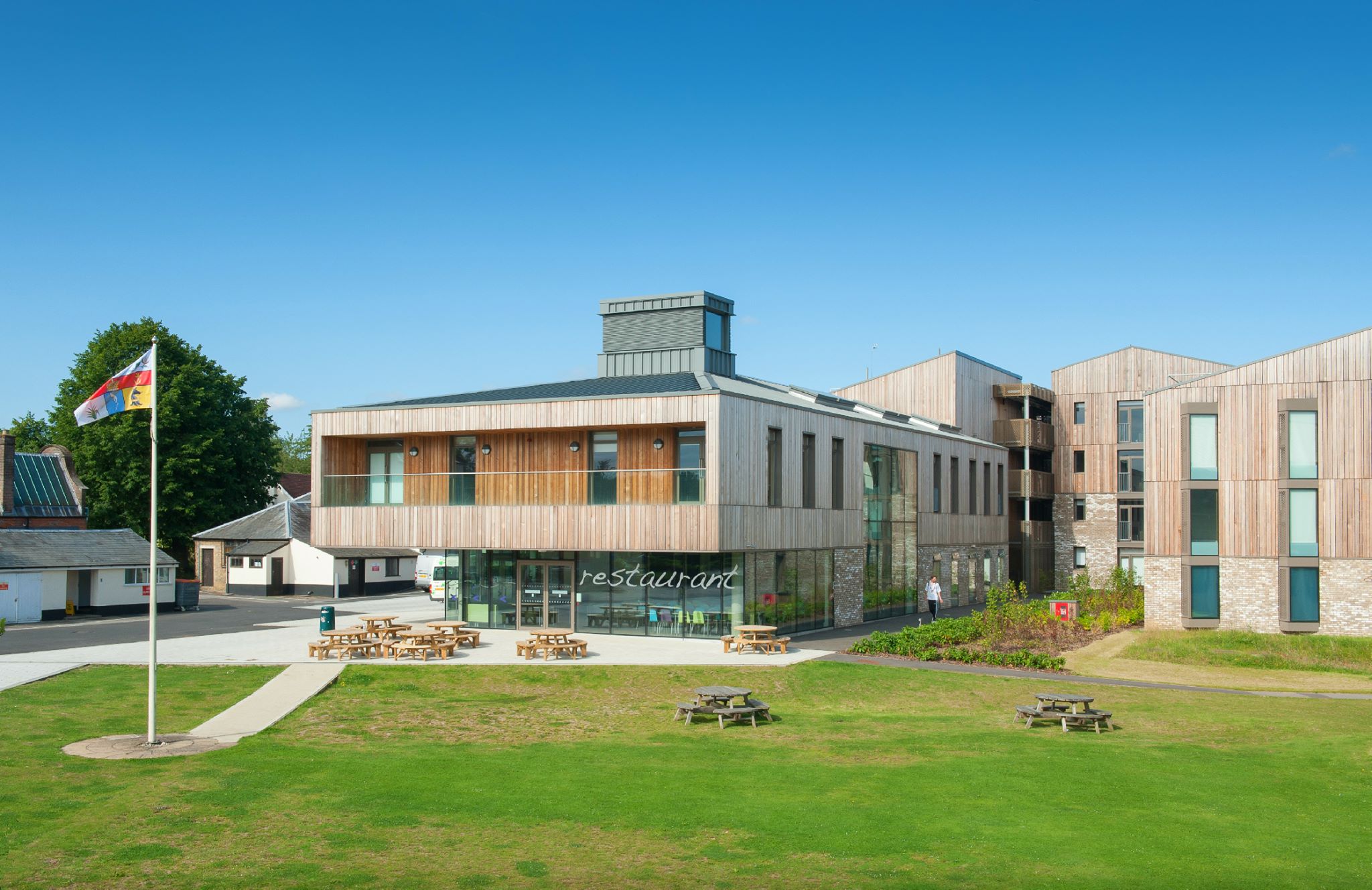 ROYAL VETERINARY COLLEGE (RVC)