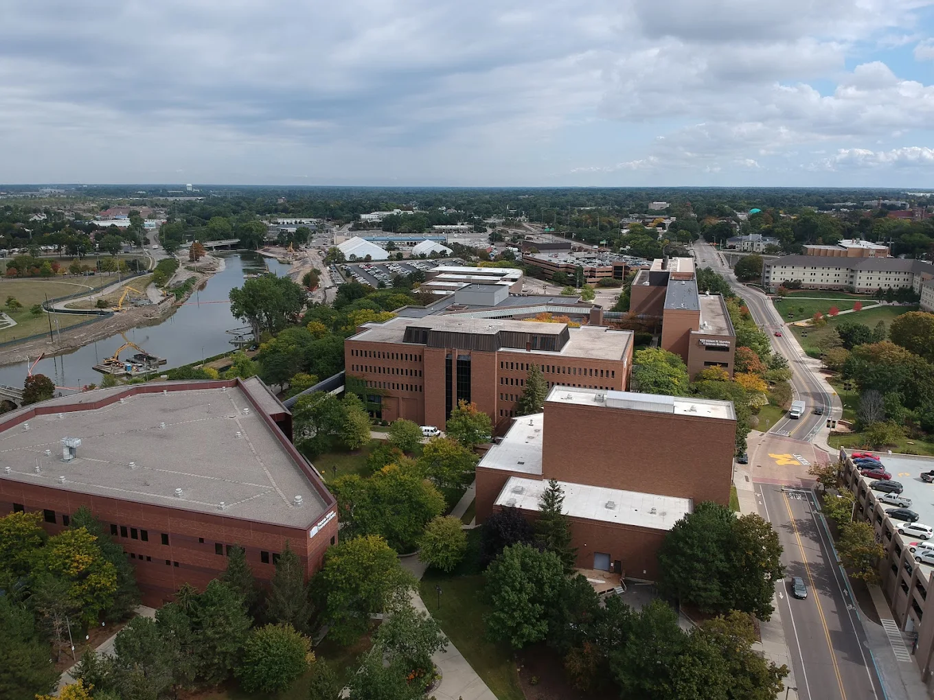 Dudley, Massachusetts Campus